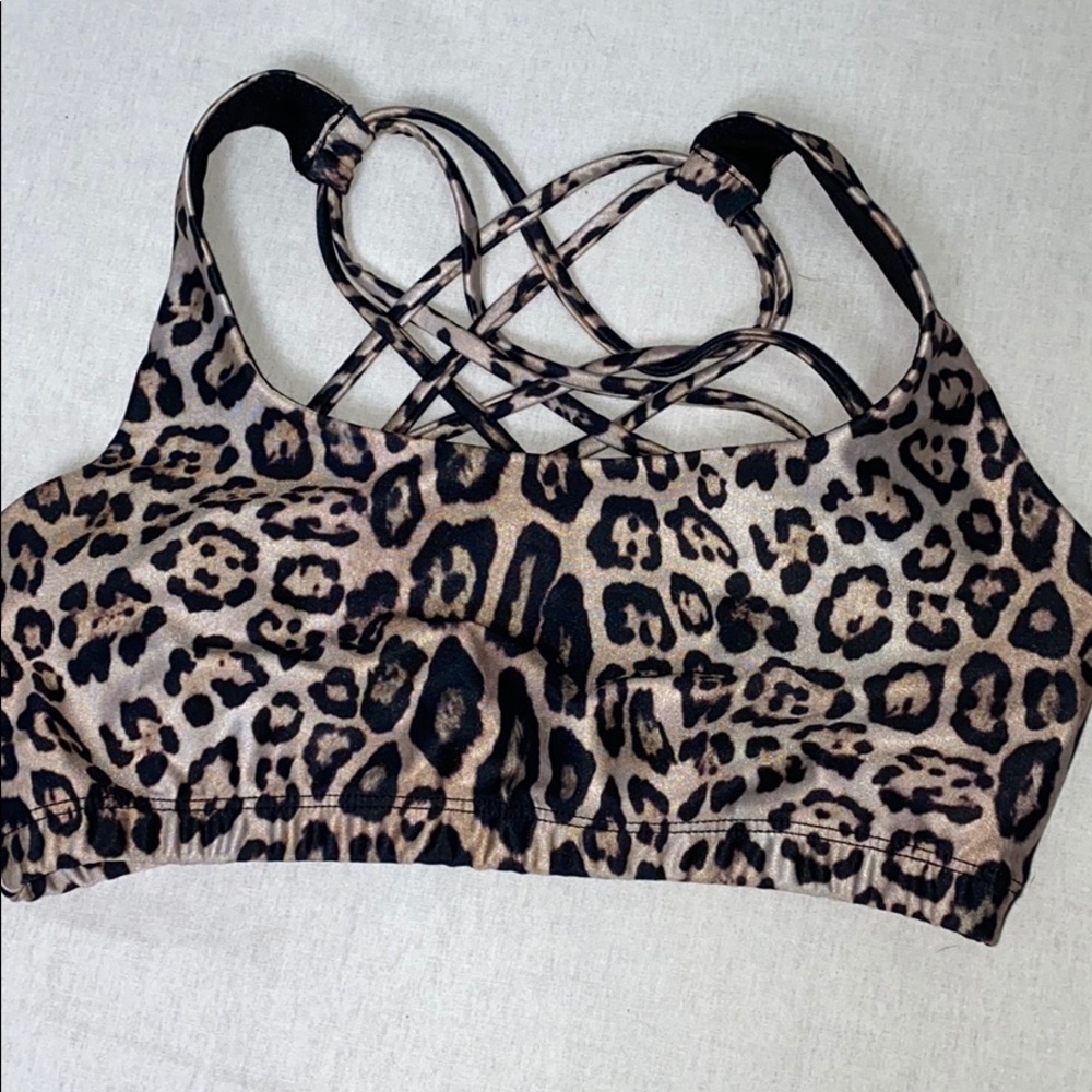 Onzie leopard sports bra